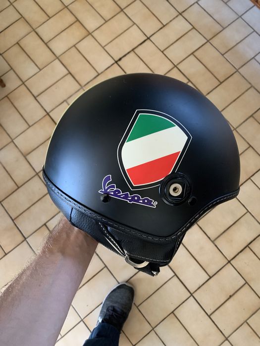 AGV / Caberg / Bell / Hjc / Biltwell / Vespa