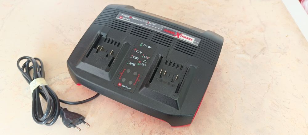 Ładowarka podwójna Einhell Power X-Twincharger