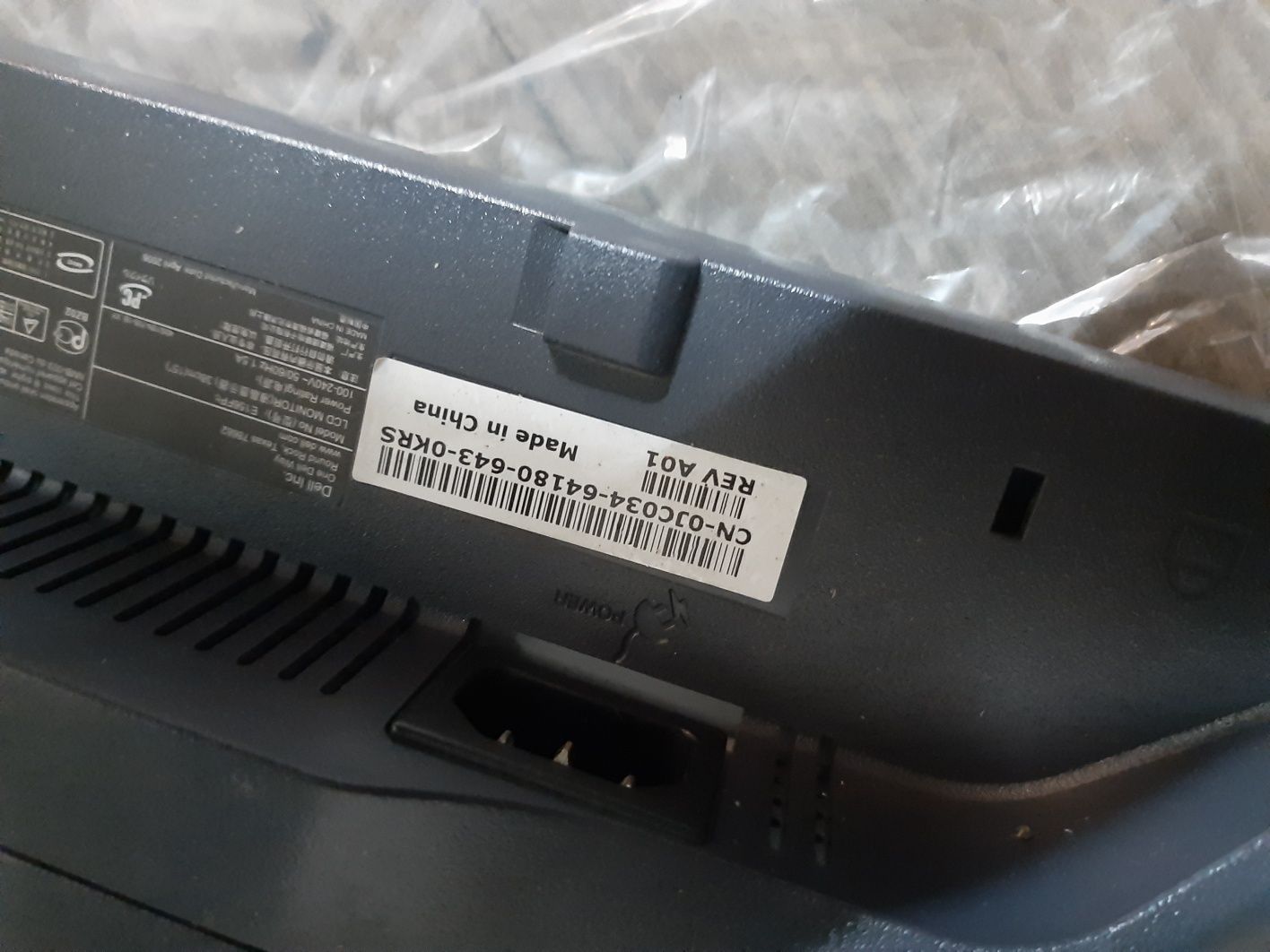 Monitor Dell em bom funcionamento