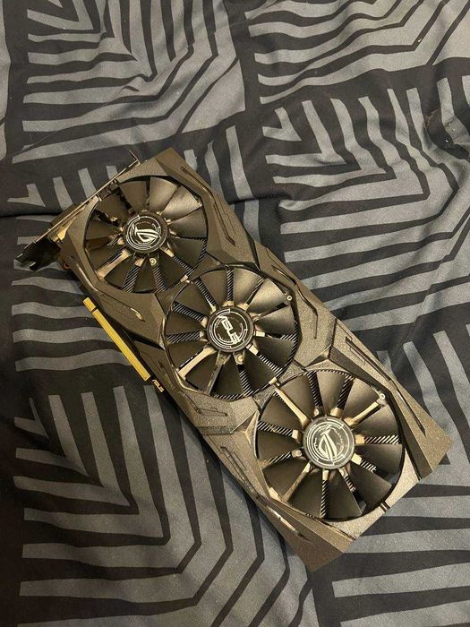 MSI X470 Gaming Plus \ ASUS ROG Strix RX580 8 GB Gaming \ i t.d.