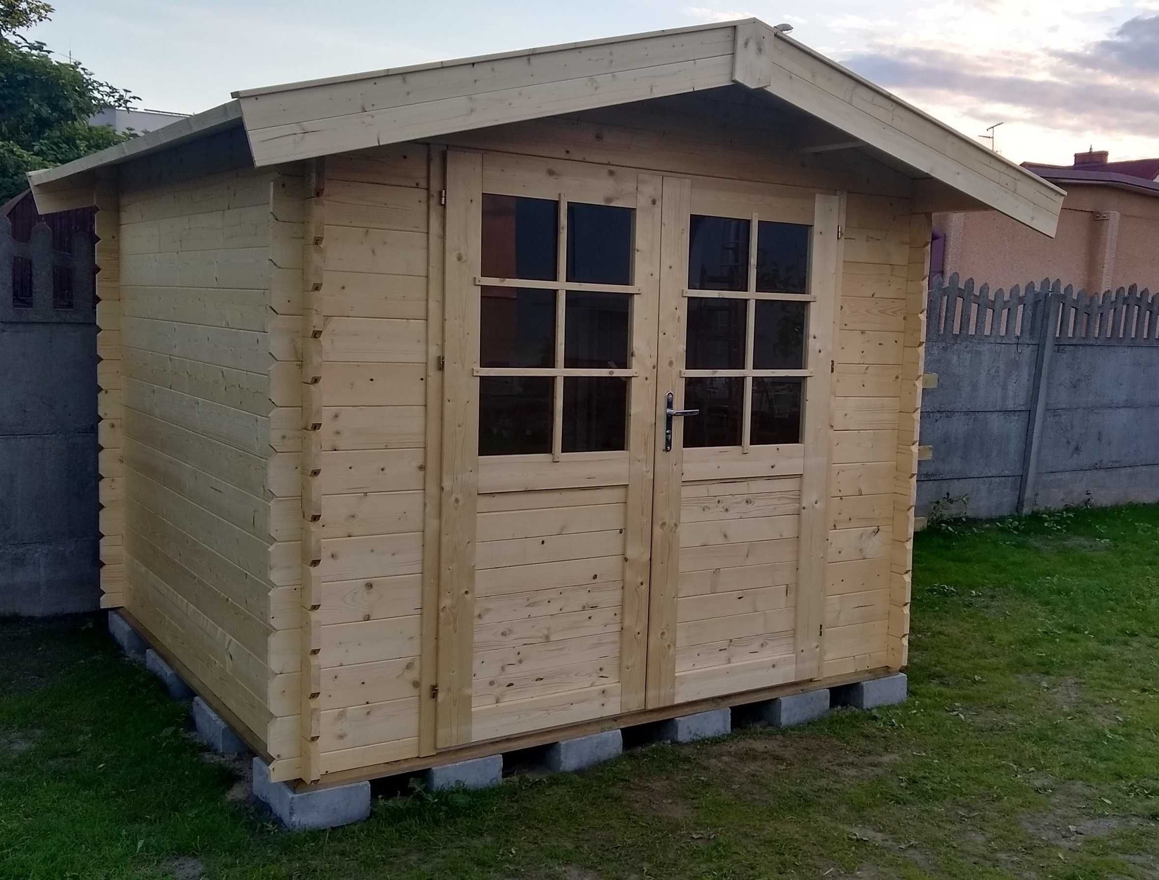 OD ręki Domek ogrodowy narzędziowy ŚWIERK 2,5x2,5 2,6x2,6 podłoga 28mm