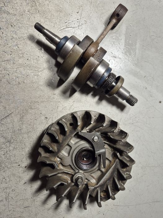 Czesci Dolmar 112 koło magnesowe pompka oleju