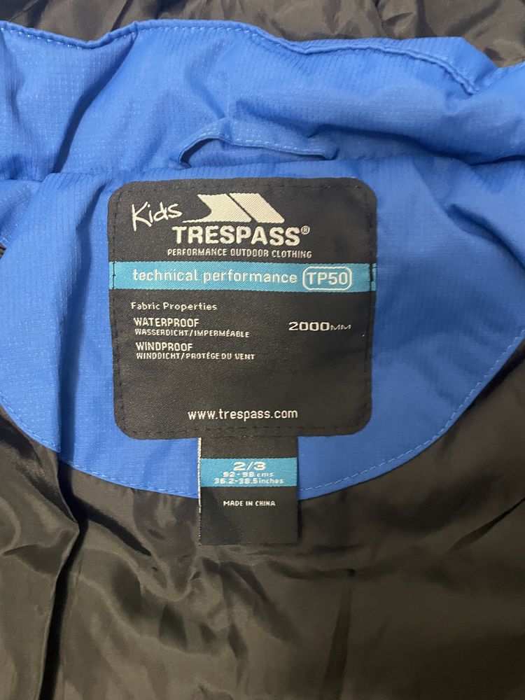 Trespass вітро/водонепроникна зимова куртка ,пуховик