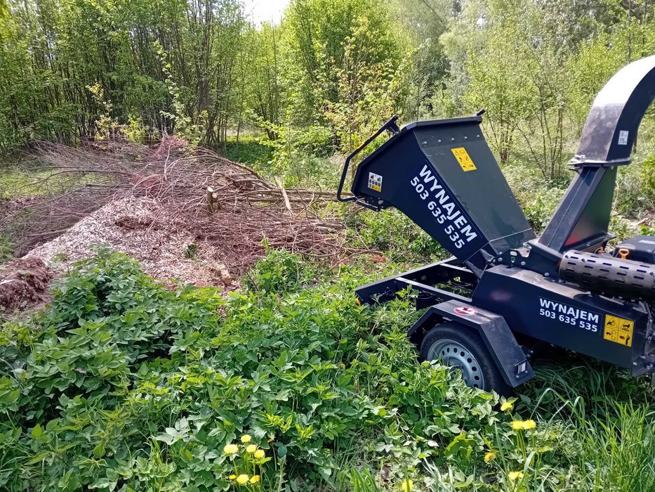 Wynajem usługi rozdrabniacz rozdrabnianie rębak mielenie gałęzi zrębki
