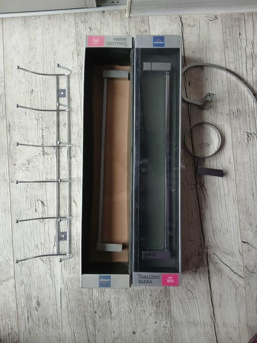 Продам держатели полотенца.