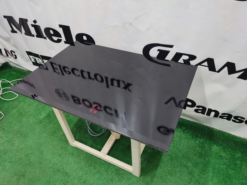 Вбудована індукційна поверхня Point 80 см Італія 2023 рік