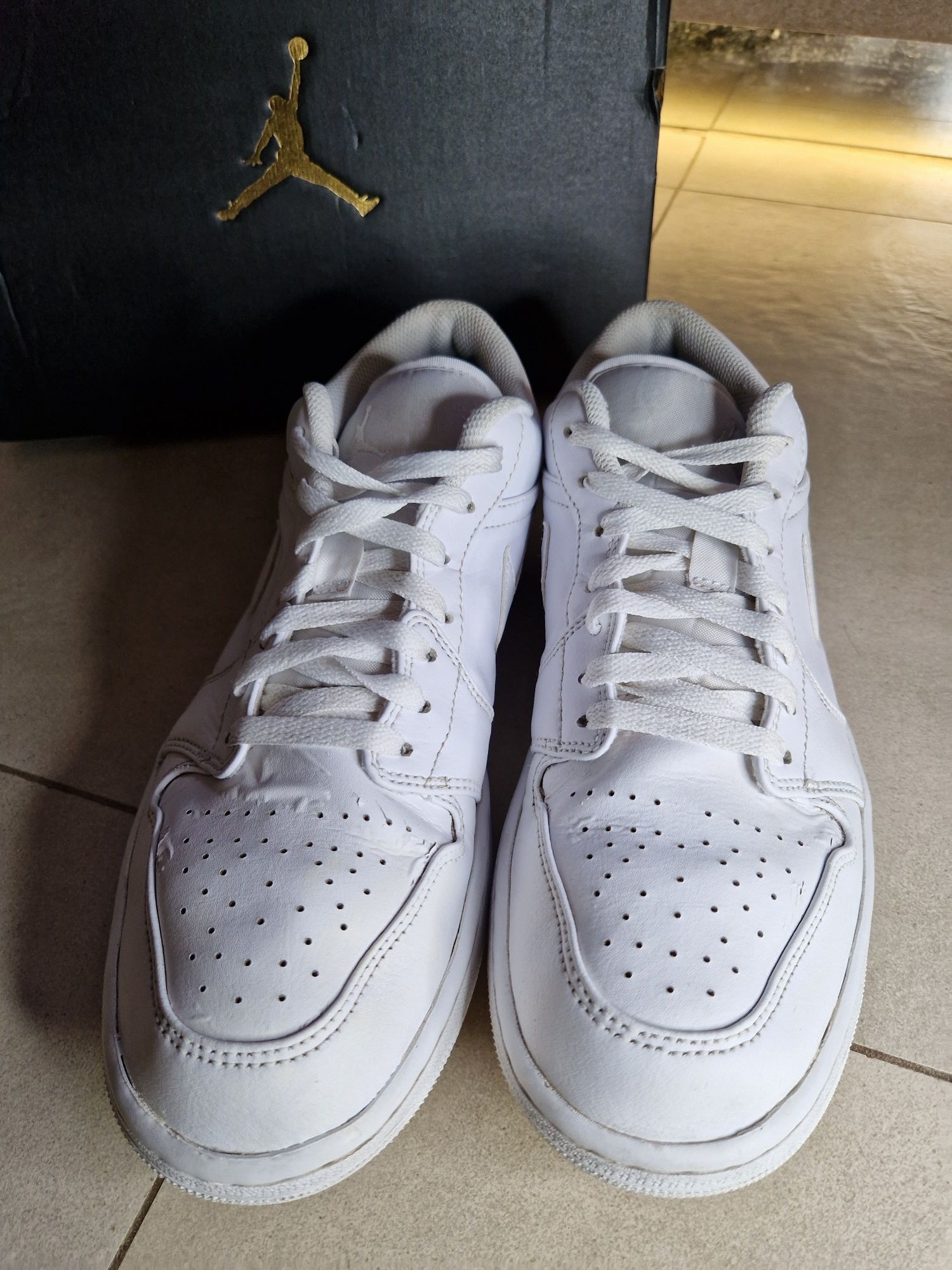 Buty Nike Air Jordan 1 Low White Rozmiar 44,5