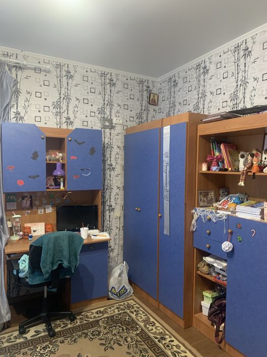 Продаж Будинок з гаражем між КРЕС та Зарічний