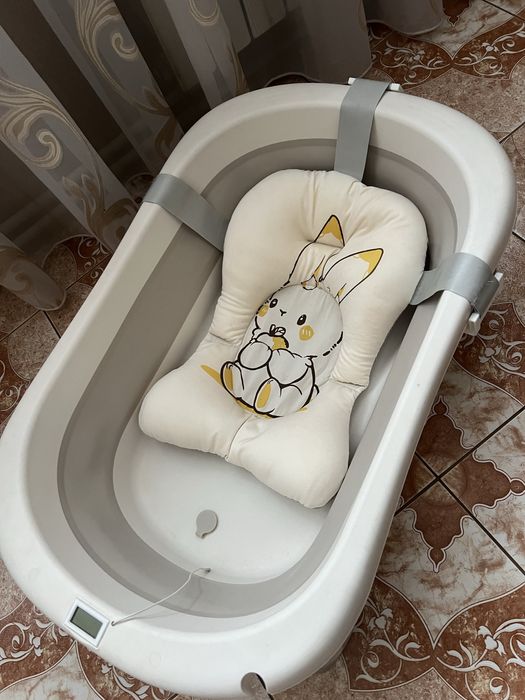 Дитяча ванна складна з подушкою