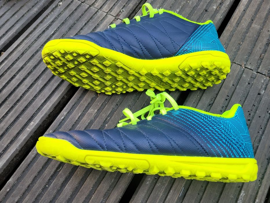 Buty do piłki nożnej (2 pary) rozmiar 36 (Huari, Kipsta)