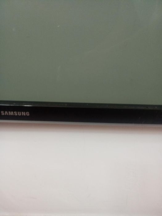 Televisão SAMSUNG nova
