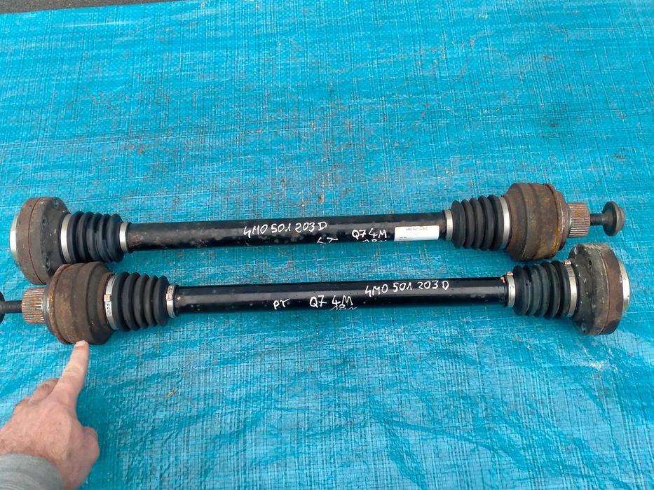 AUDI Q7 SQ7 4M PÓŁOŚ TYLNA TYŁ LEWA PRAWA 4M0501203D