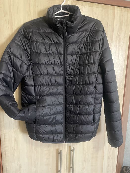 Куртка чоловіча розмір S