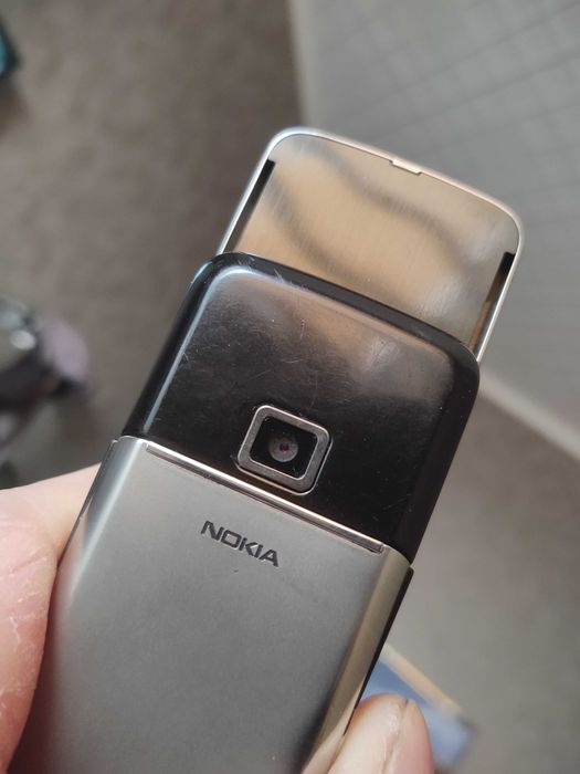 Nokia 8800 Arte.