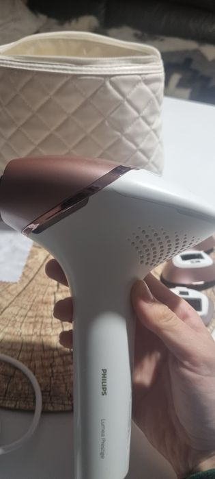 Depilator laserowy Philips Lumea Prestige
