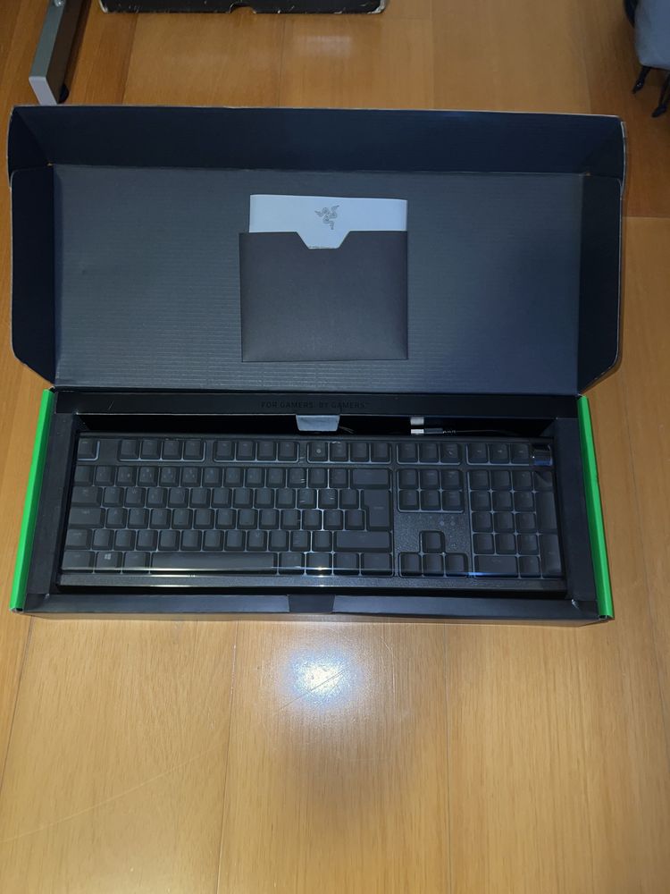 Teclado Razer Ornata v2