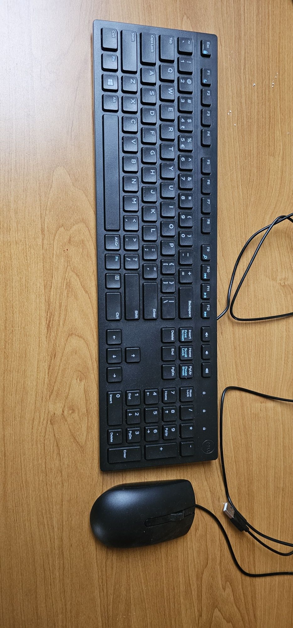 Monitor Dell 22' klawiatura i myszka, zestaw do pracy zdalnej