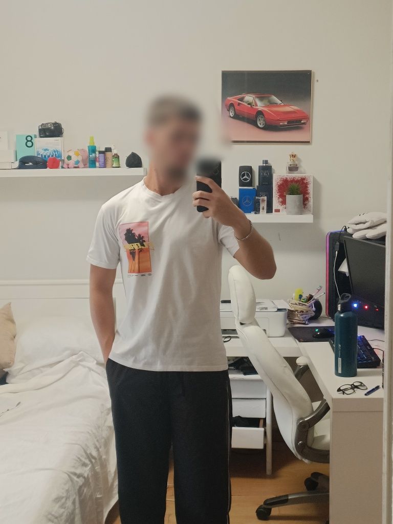 T-shirt Branca com Estampa