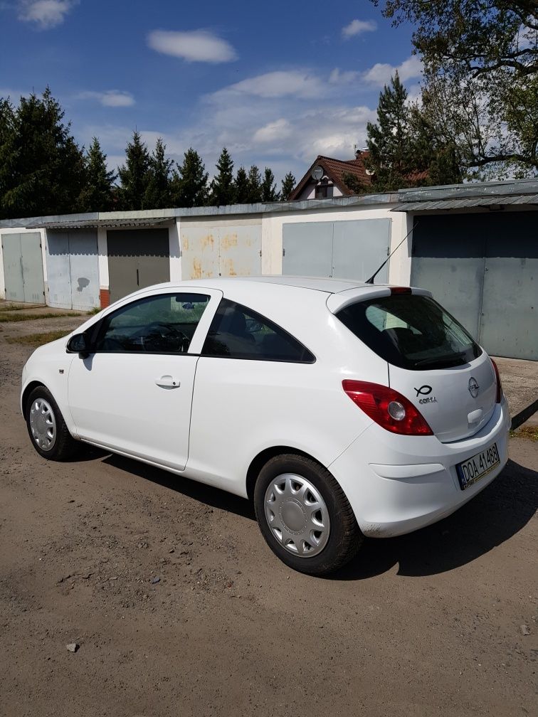 Opel corsa D 1,0