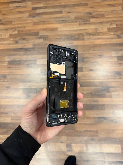 Екран Samsung S21 Ultra з відбитком пальця, дисплей