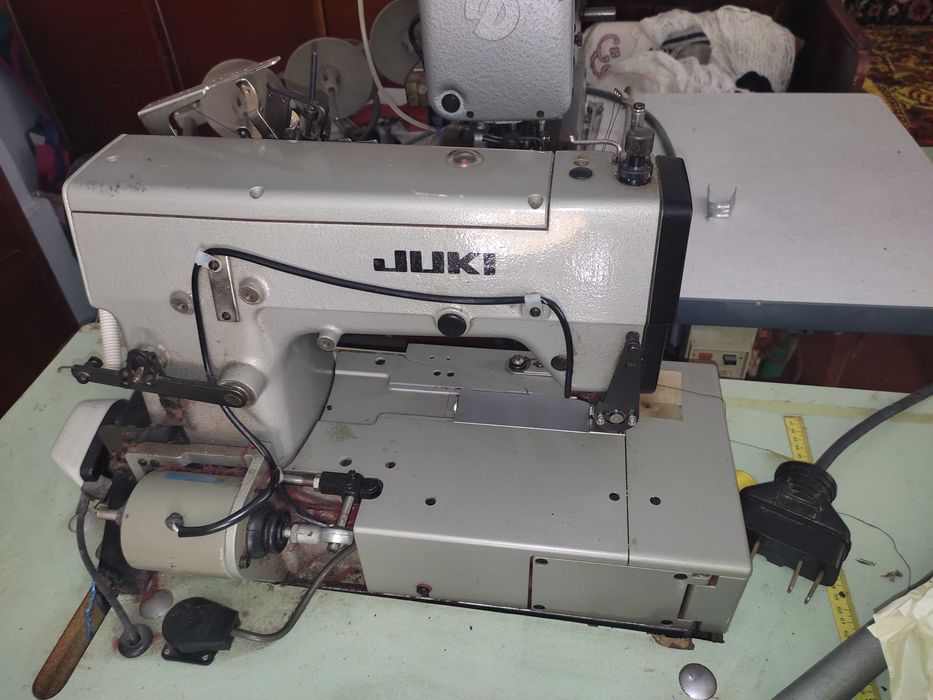 Швейна промислова машина Juki