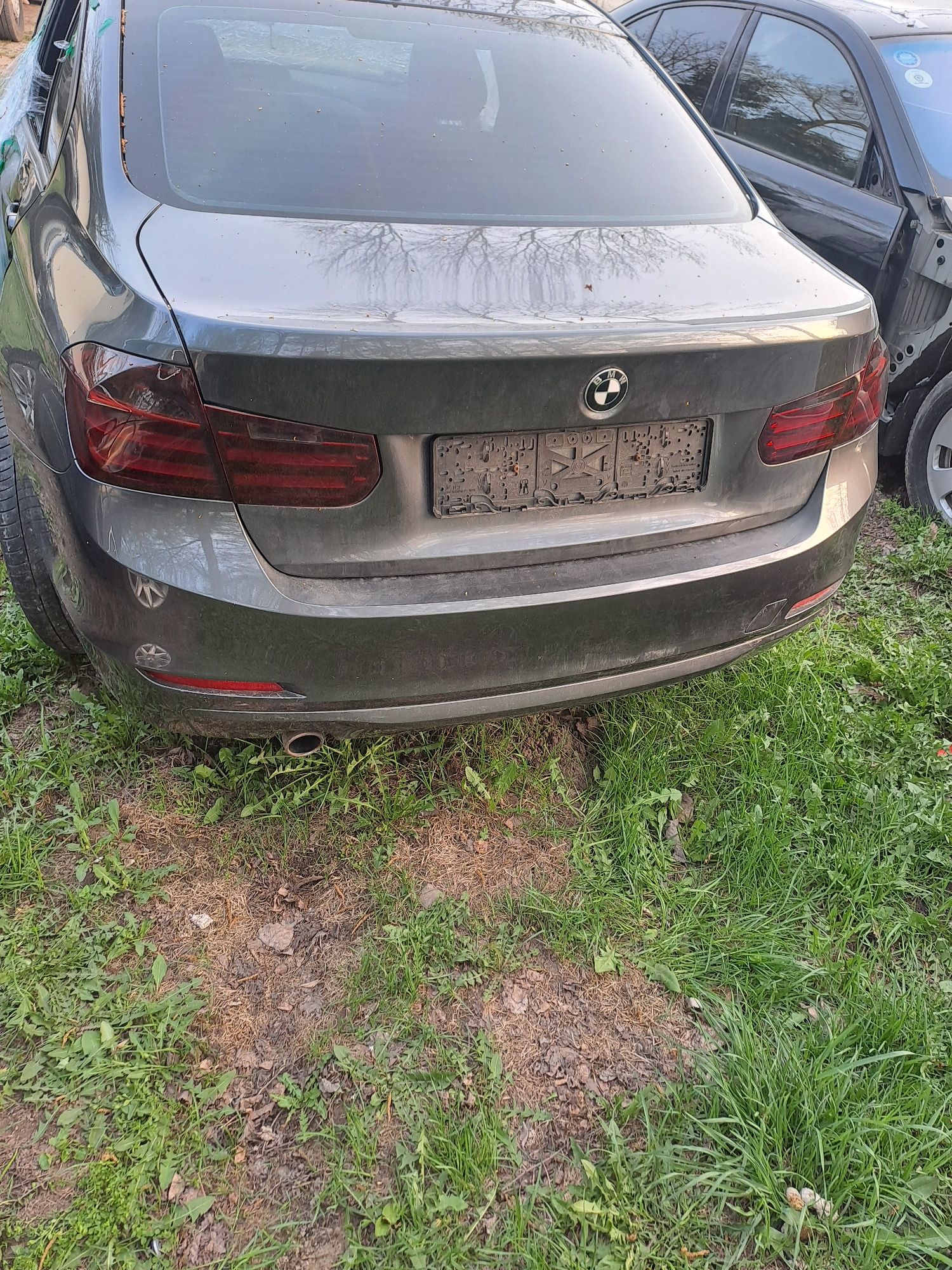 Tył bmw f30 mineral grau lampy klapa zderzak komplet