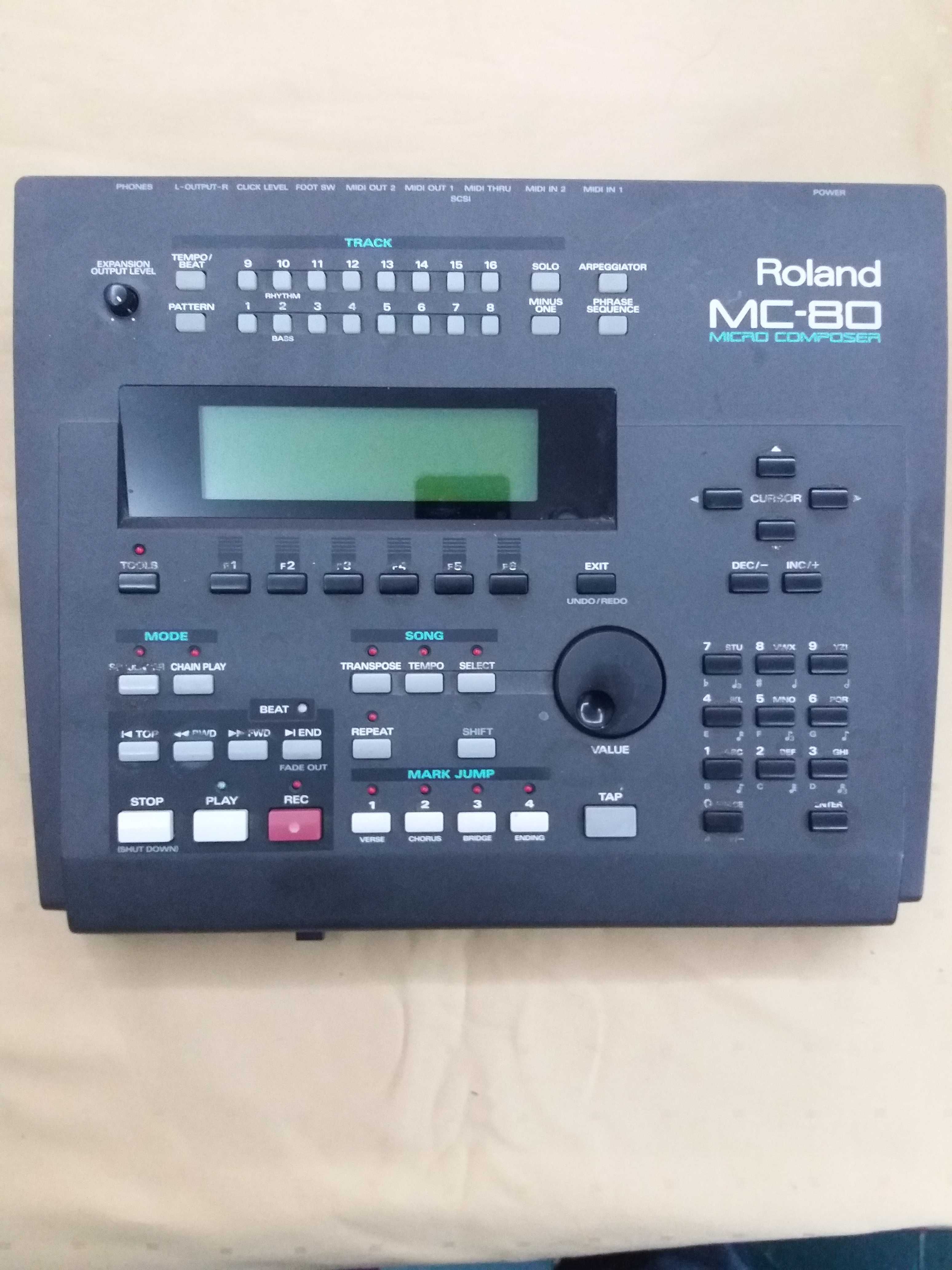 Аппаратный MIDI секвенсор Roland MC 80 MicroComposer