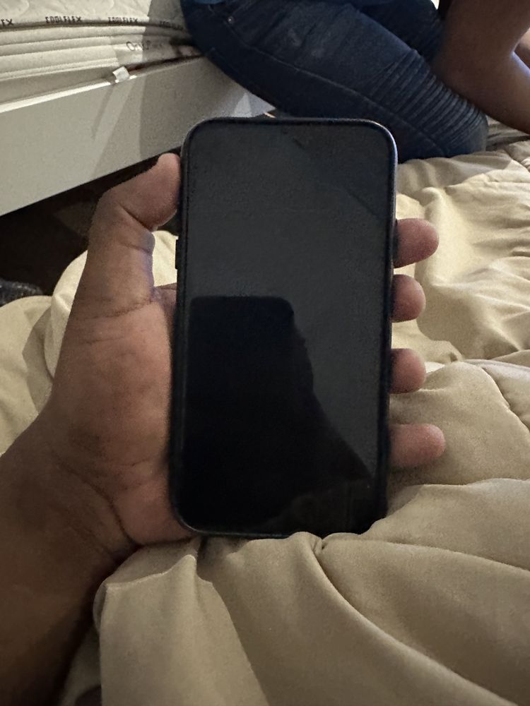 iPhone 11 256Gb bateria 77