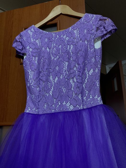 Платье с фатиновой юбкой