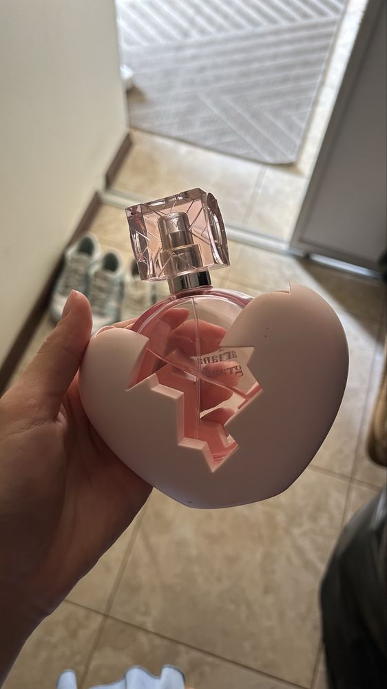 Духи ariana grande thank you next
