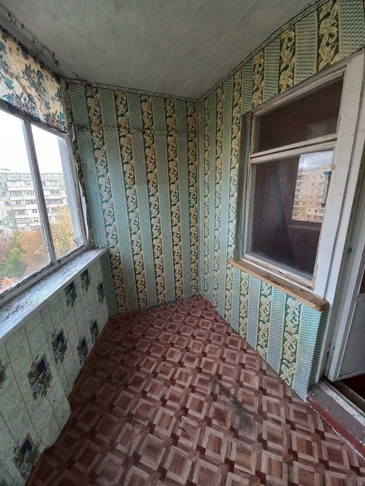 Трикімнатна покращенка на Садах