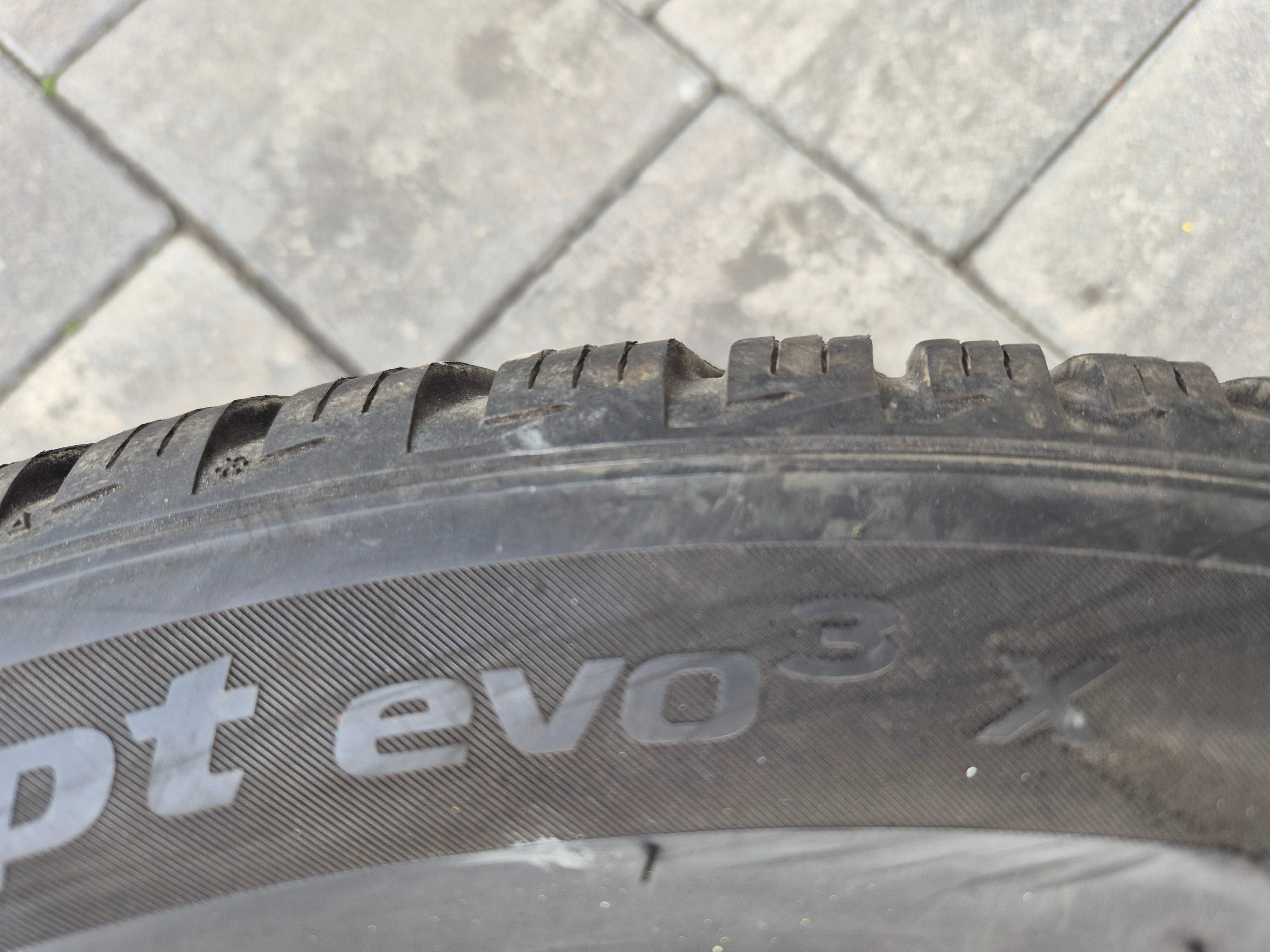 Hankook Winter I'cept evo 3 X 225/55r19 99H 2020r 6,3mm N2723