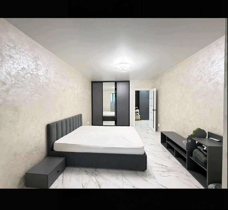 Здається однокімнатна новобудова ЖК Кришталеве Озеро