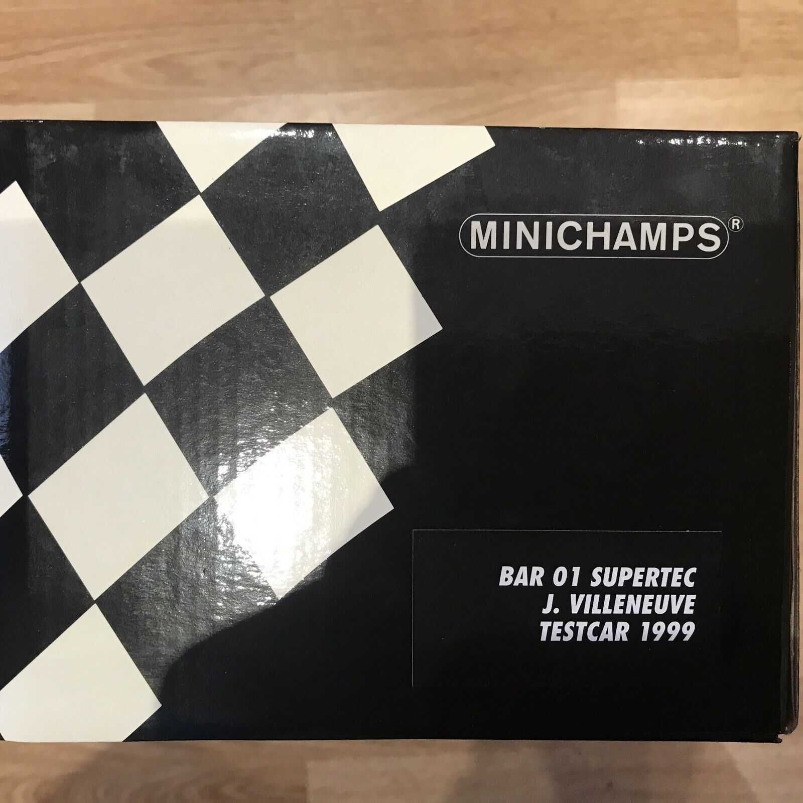 Minichamps 1:18 J. Villeneuve 1999