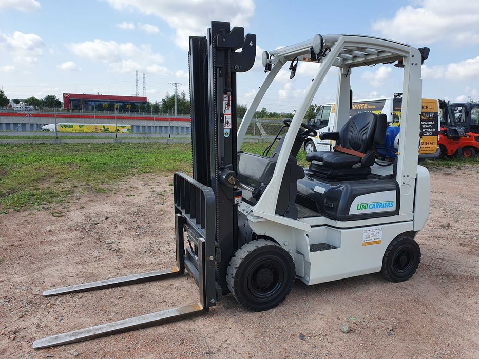 Wynajem długoterminowy wózka widłowego - różne udźwigi - różne maszty