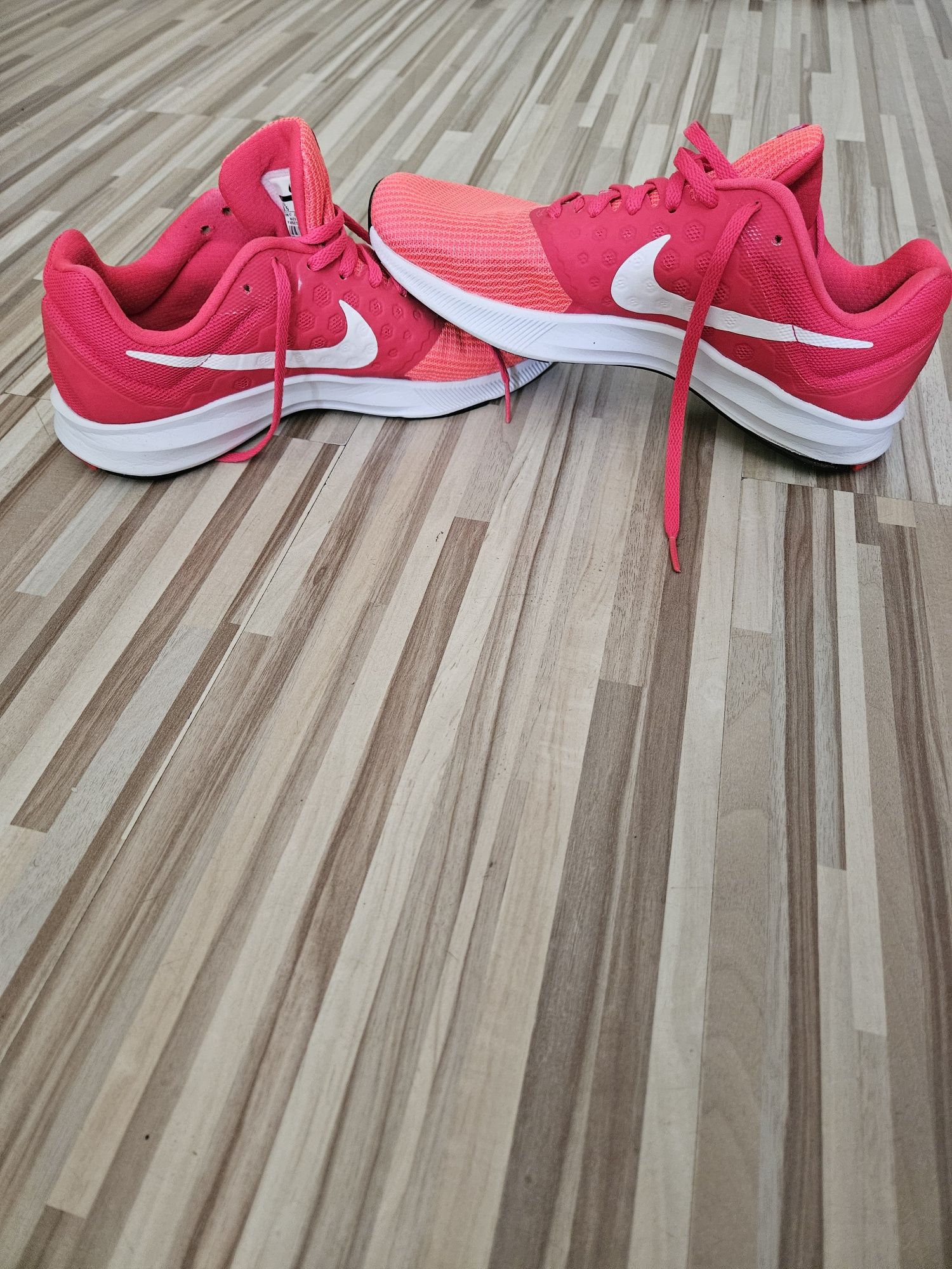 Nike DOWNFISHER 7 roz: 40