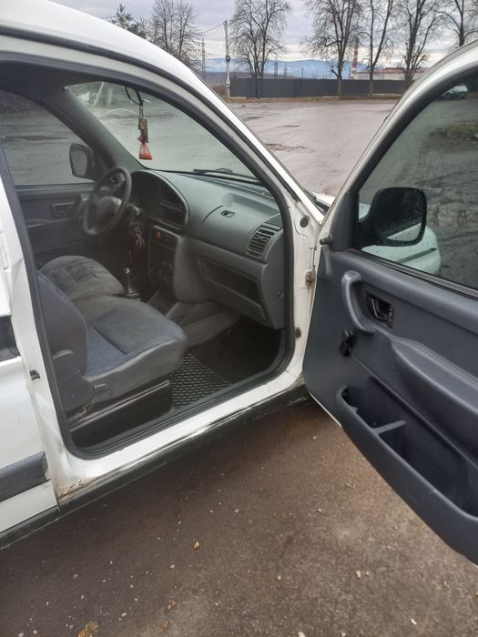 Продам Пежо Партнер