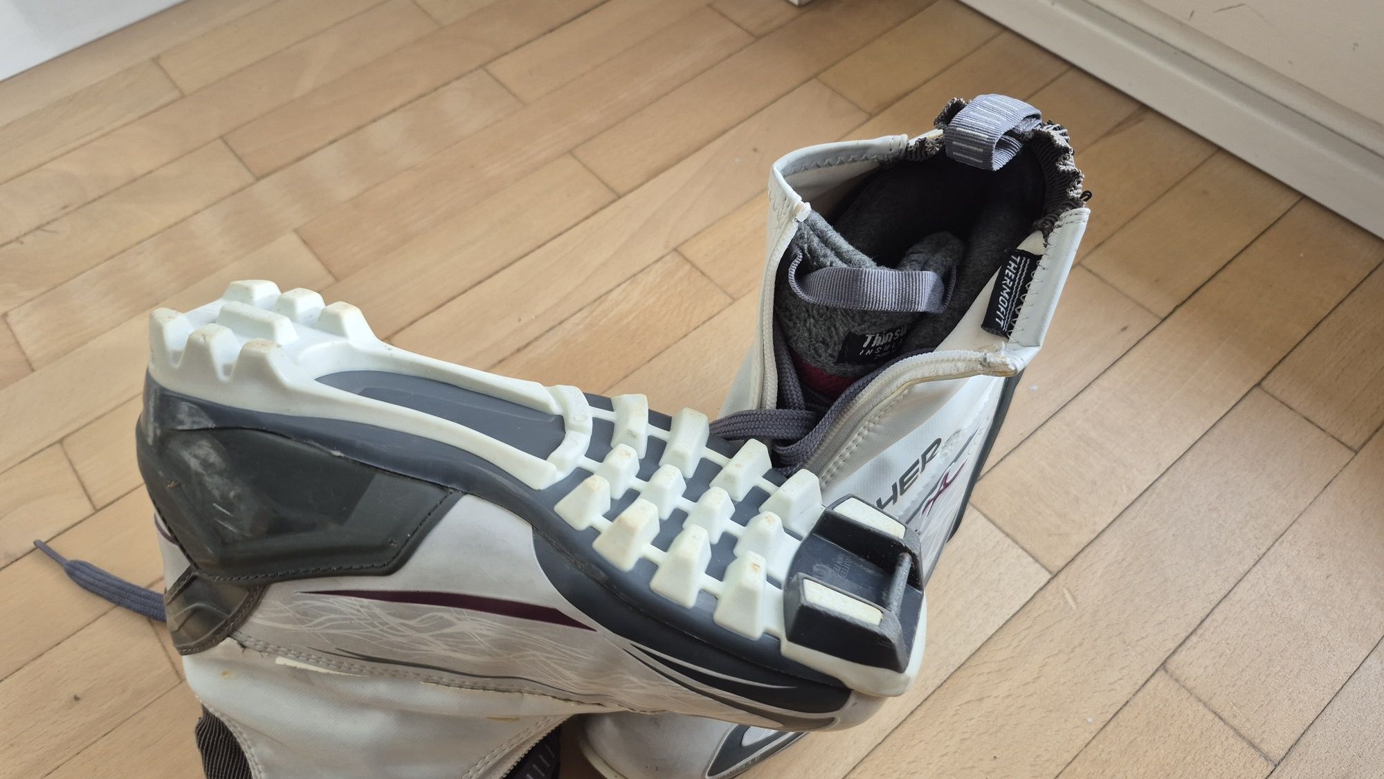 Buty damskie do nart biegowych Fischer XC 39