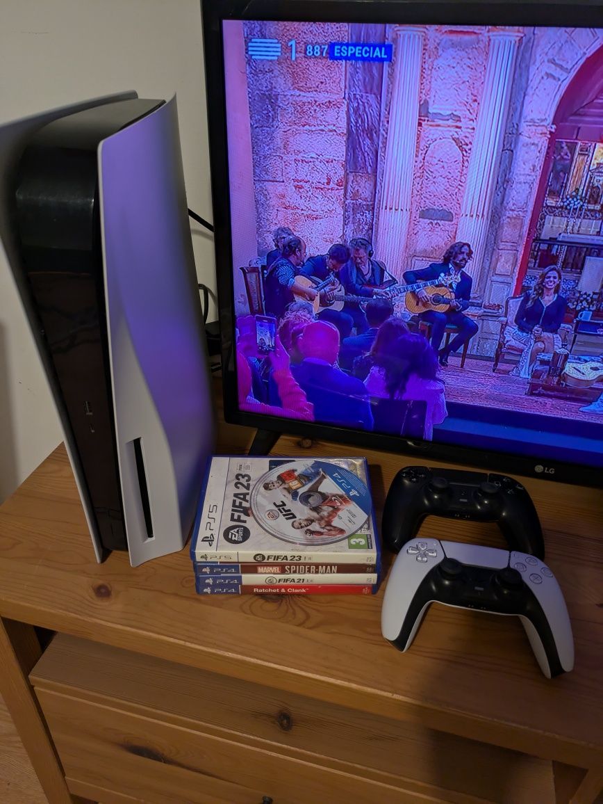PlayStation 5 disco com 2 comandos e 5 jogos