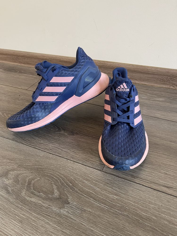 Adidas. Cloudfoam, run, tenis