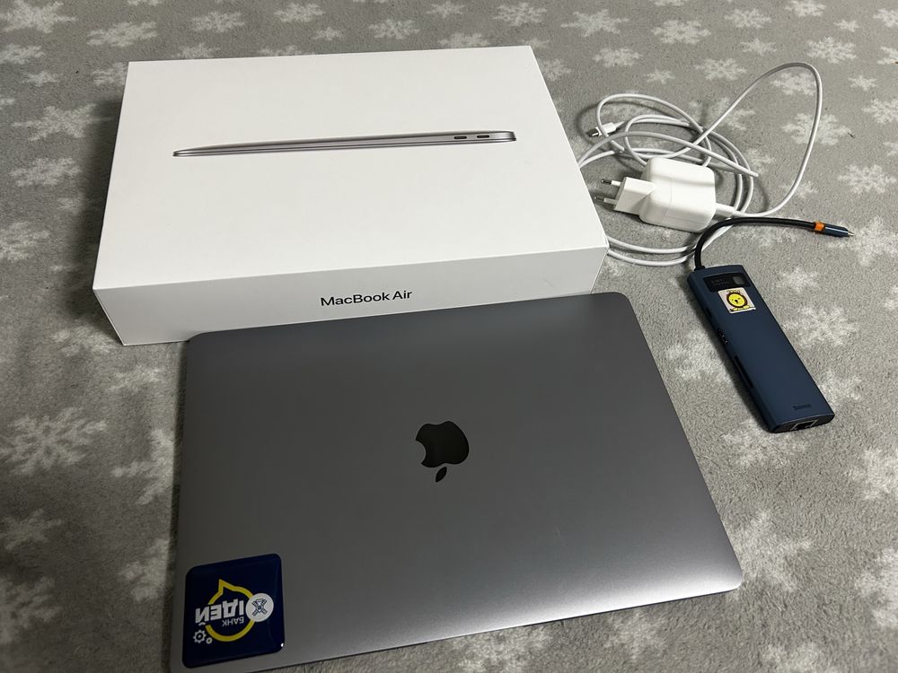 Ноутбук Apple Macbook air m1 8/256 space gray