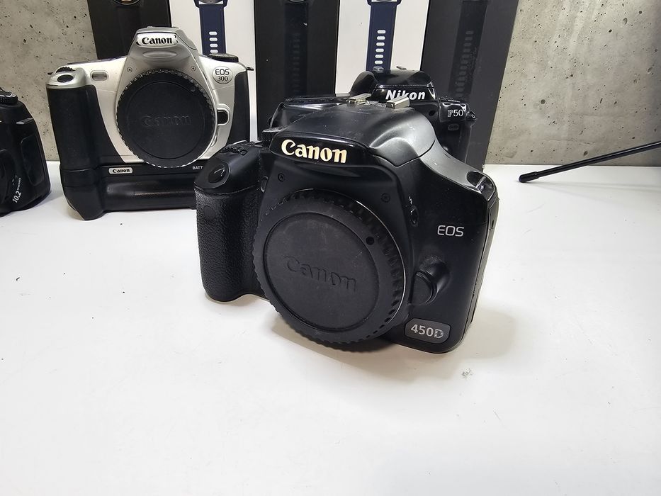Дзеркальний  Фотоапарат Canon EOS 450D 12.2 МП