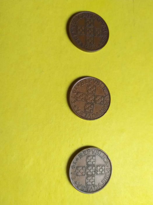 Moeda de um escudo (1$00) BRONZE 1973