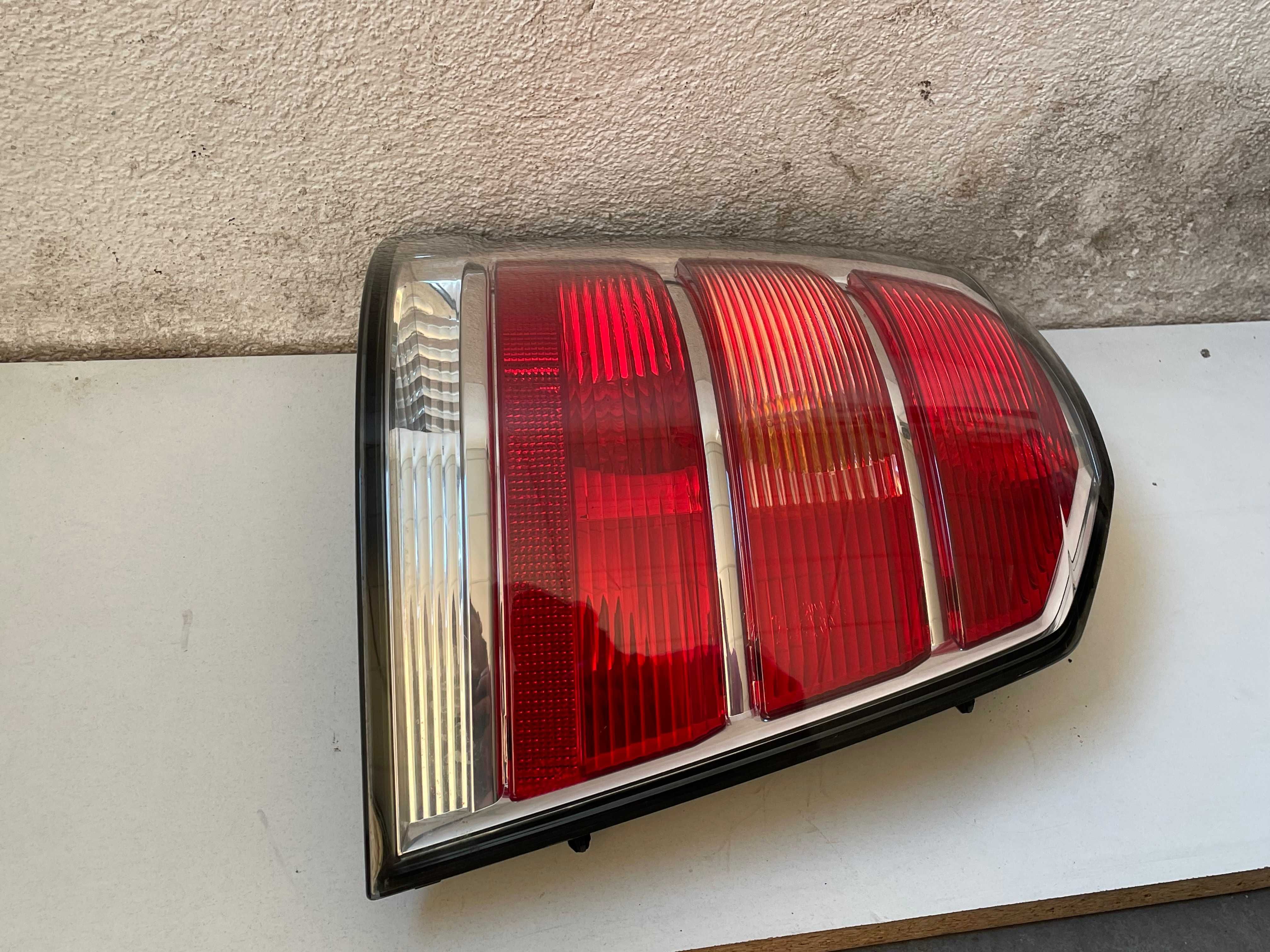 Opel Zafira B 05-08 Lampa Lewy Prawy Tył Lewa Prawa Tylna EUROPA