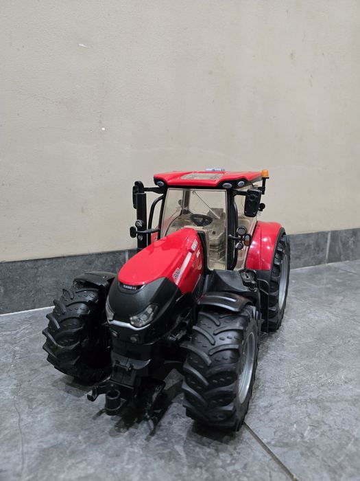 Traktor Case firmy bruder