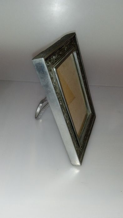 Moldura em Estanho Puro 95