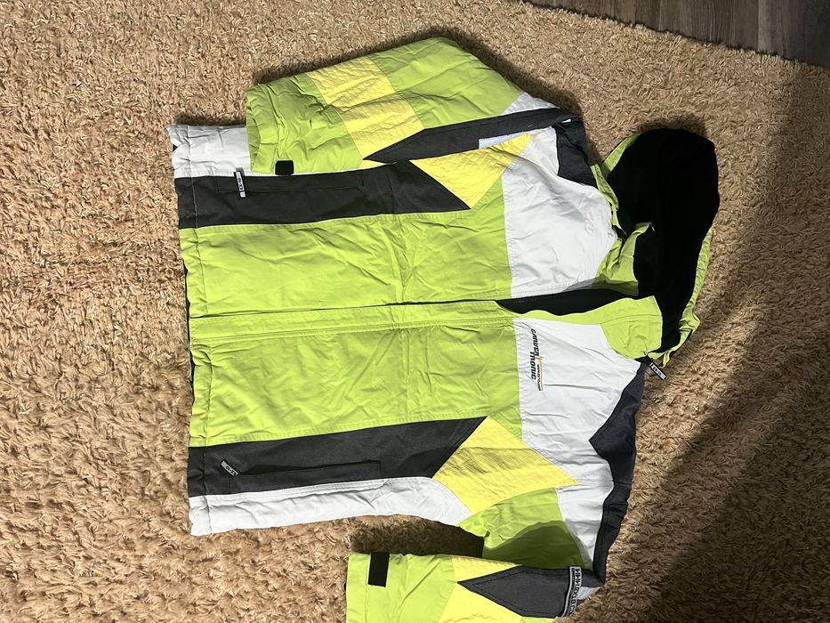 Продаю лижний костюм