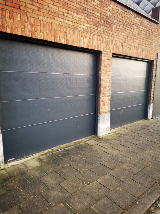 Brama garażowa segmentowa antracyt