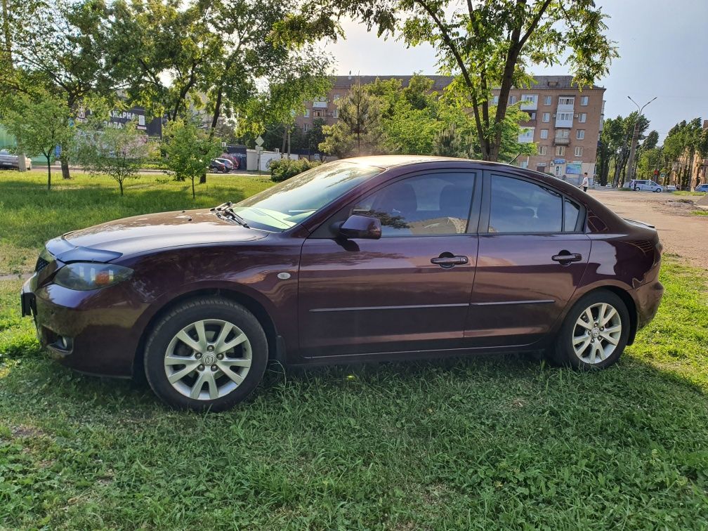 Мазда-3. Mazda-3. Автомат. Газ/Бензин