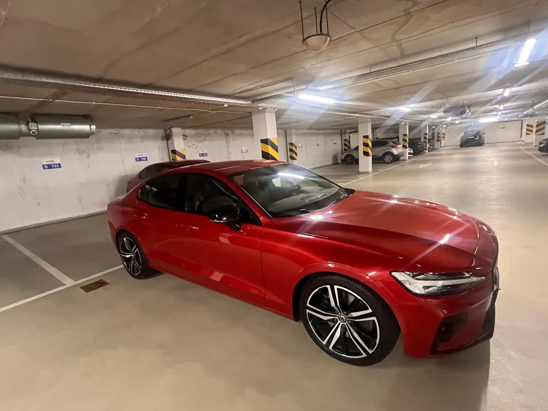 Volvo S60 Volvo S60 S60 B5 B AWD R-Design ( III generacja) sedan kolor czerwony